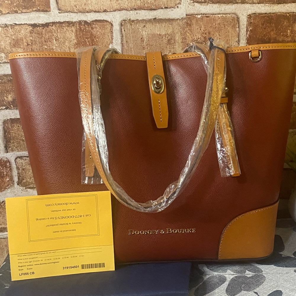 Dooney & Bourke Dover Tote nwt - Picture 7 of 9